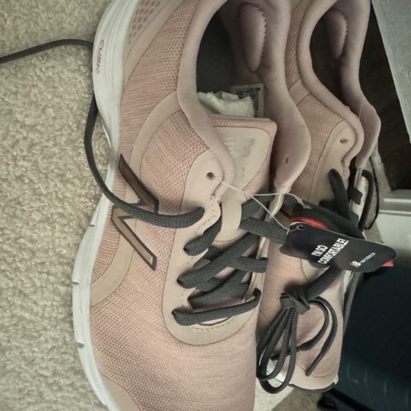 New Balance 711 NWT - Picture 2 of 6